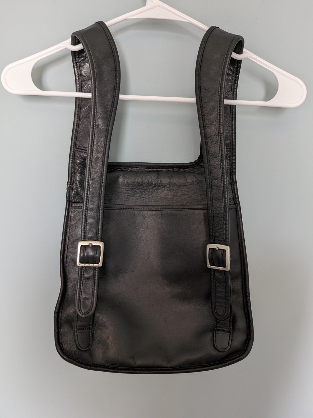 Vintage Coach Hippie Slim Flat Backpack - Picture 2 of 6
